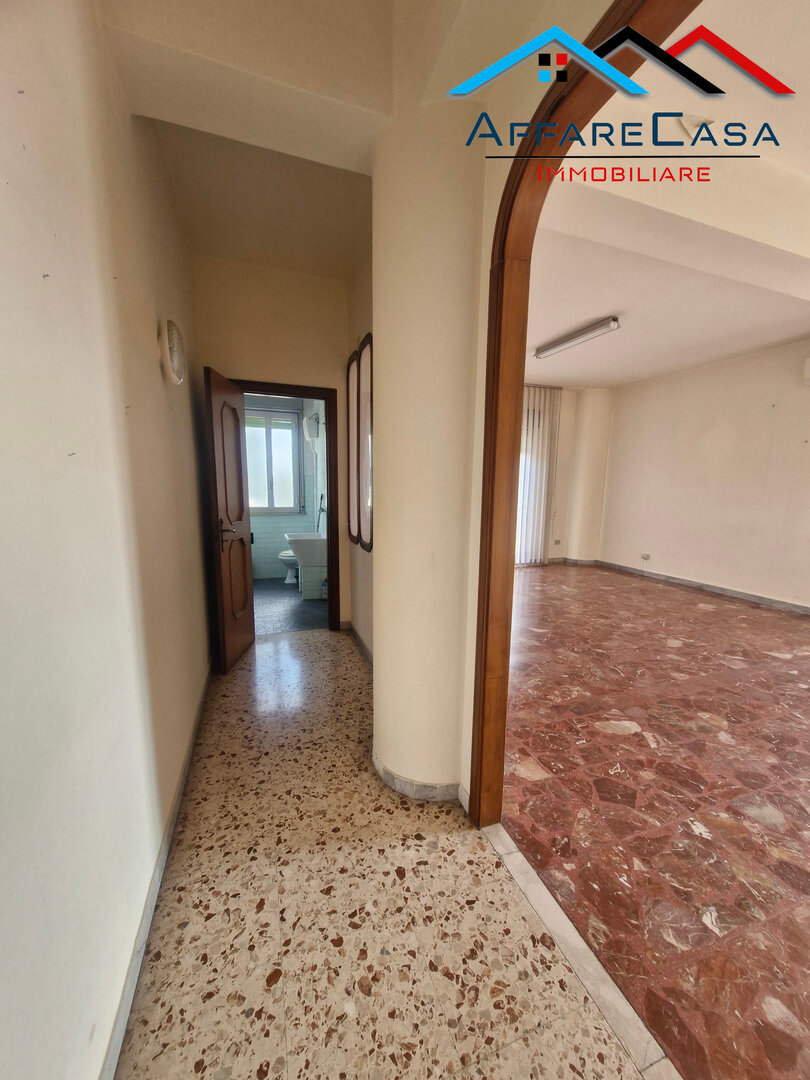 Appartamento Via Federico De Roberto, 79 Caltanissetta - Foto 3