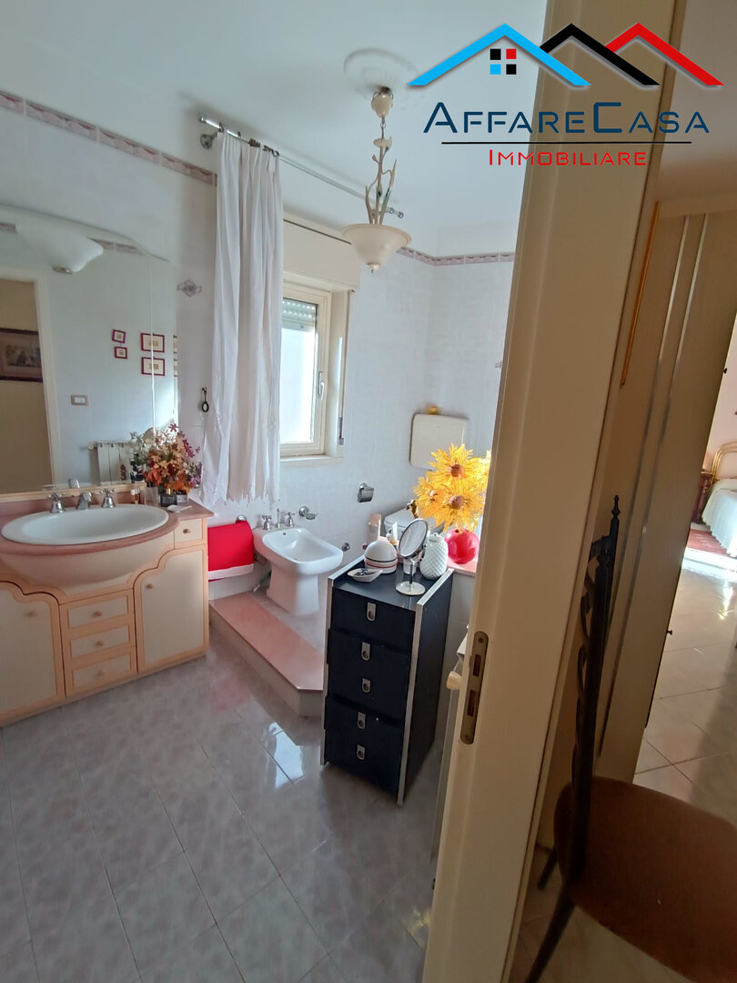 Appartamento con garage Via Ruggero Settimo, 39 Caltanissetta - Foto 11