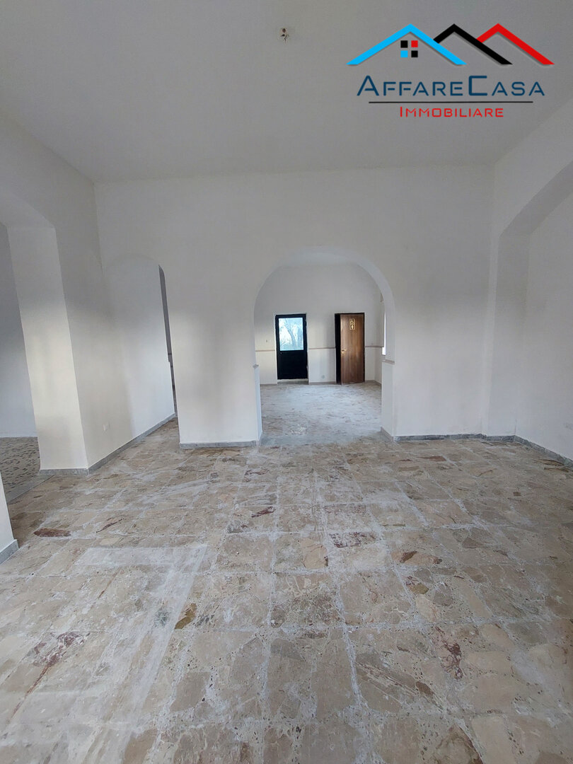 042V Viale Regina Margherita, 62 - AffareCasa